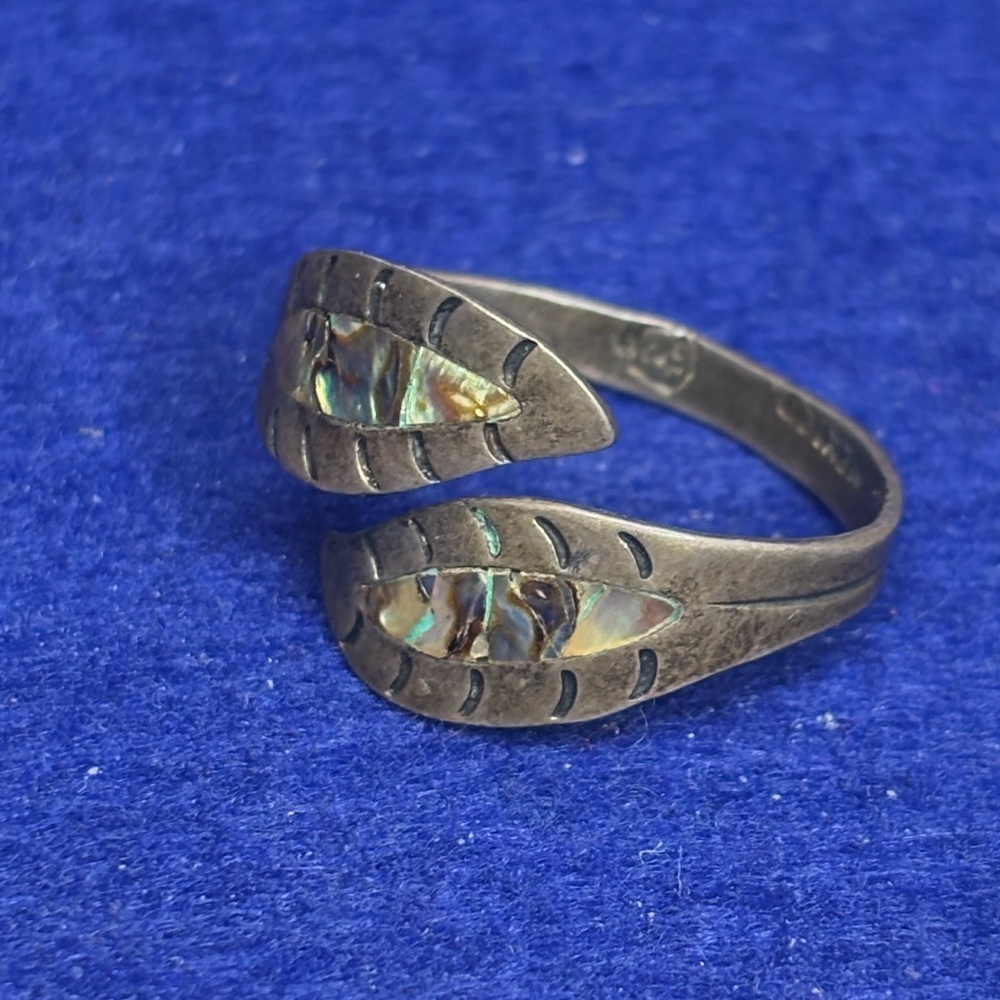 Vintage Mexican Silver Abalone Shell Ring